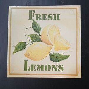 FRESH LEMONS Metal Hanging Decor Vintage-style 12x12"